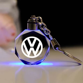 【 Ready Stock 】 LED Chaveiro De Carro Pingente De Cristal Para Volkswagen Golf 4 5 6 7 8 Carocha Phaeton Passat Touareg Sharan Matvey
