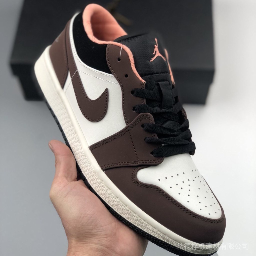 * Estoque Pronto * DJ1 Sapatos De Basquetebol Baixo UNC Homens E Mulheres Corrida Esportivos