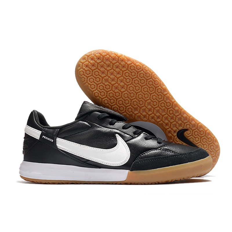 Nike store tiempo retro