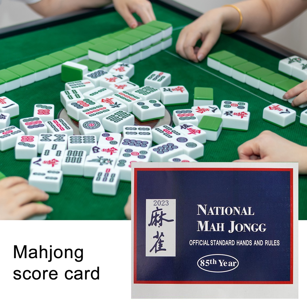 Mahjong tradicional chinês que joga cartas com 2 cubos para o