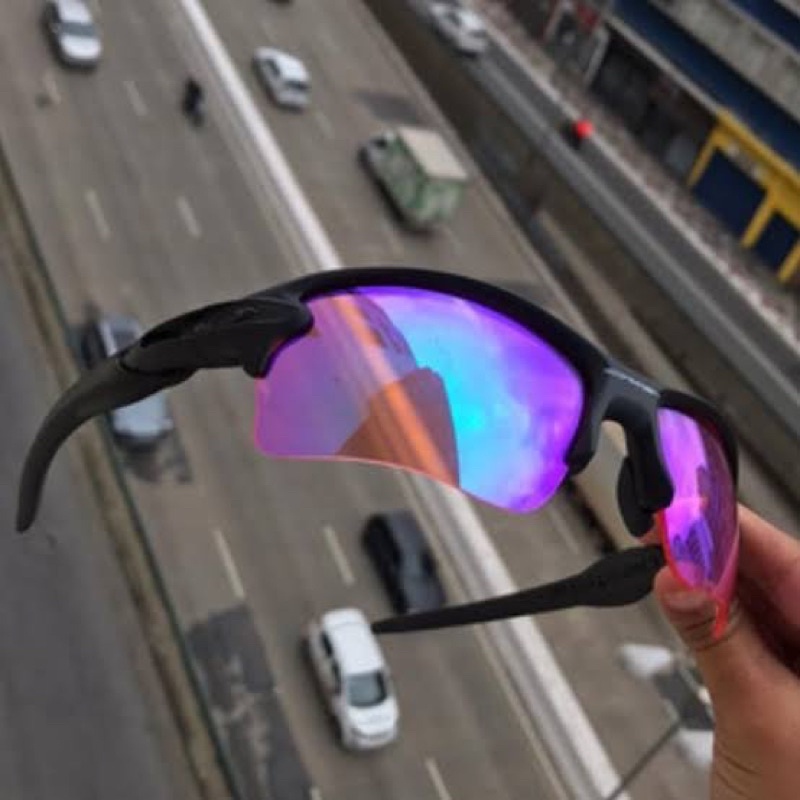 oculos de sol Oakley flak jacket 2.0 preta lente prizm barbie top