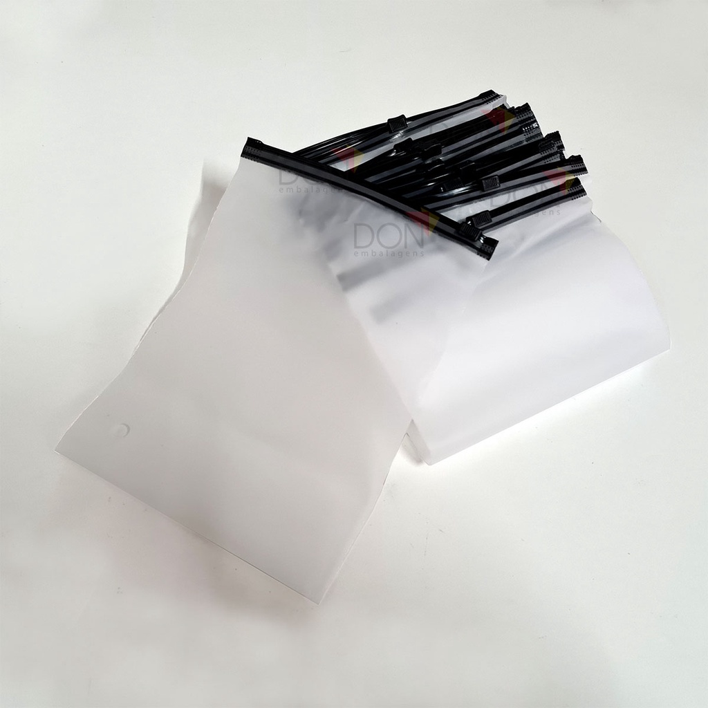 Saco Zip Fosco 15x20 com 50 Unidades Fecho Hermético para roupa íntima premium incolor transparente esbranquiçado turvo translúcido