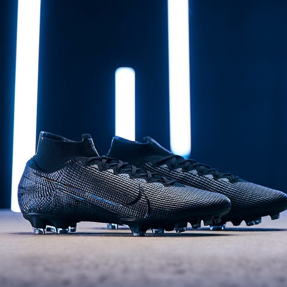 13 Elite Mercury Vapor Botas de campo ao ar livre calçados esportivos futebol social