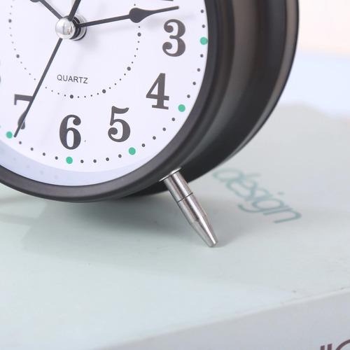 Relógio Despertador De Mesa Antigo Infantil Retro A Corda Alto Original -  Escorrega o Preço