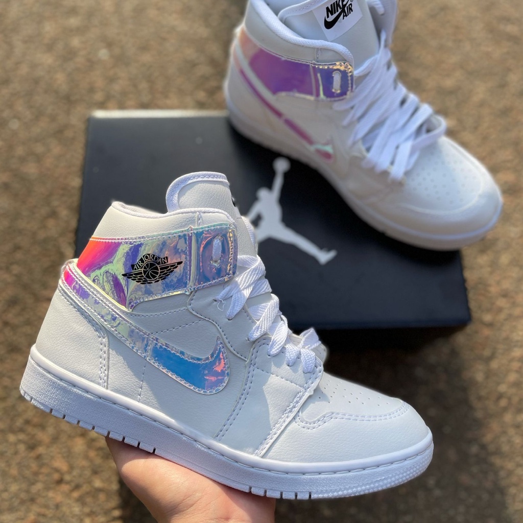 Tênis Nike Air Jordan 1 Holográfico Metálico Feminino Botinha Meninas ...