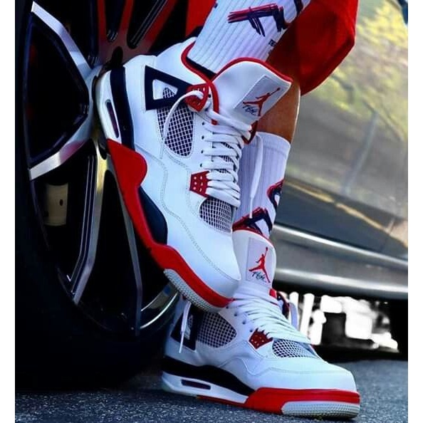 Air Jordan 4 Retro Infantil Menina e Menino Promoção 2023 Calçados infantil com Envio imediato !