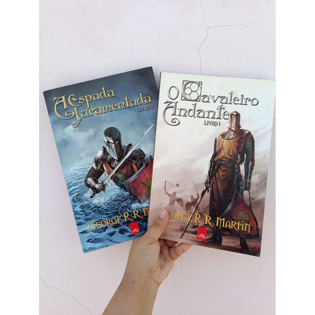 Livros O cavaleiro andante + A espada juramentada - George R. R. Martin ...