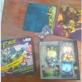 Keyforge Colisao Entre Mundos - Jogo de Cartas (PT)
