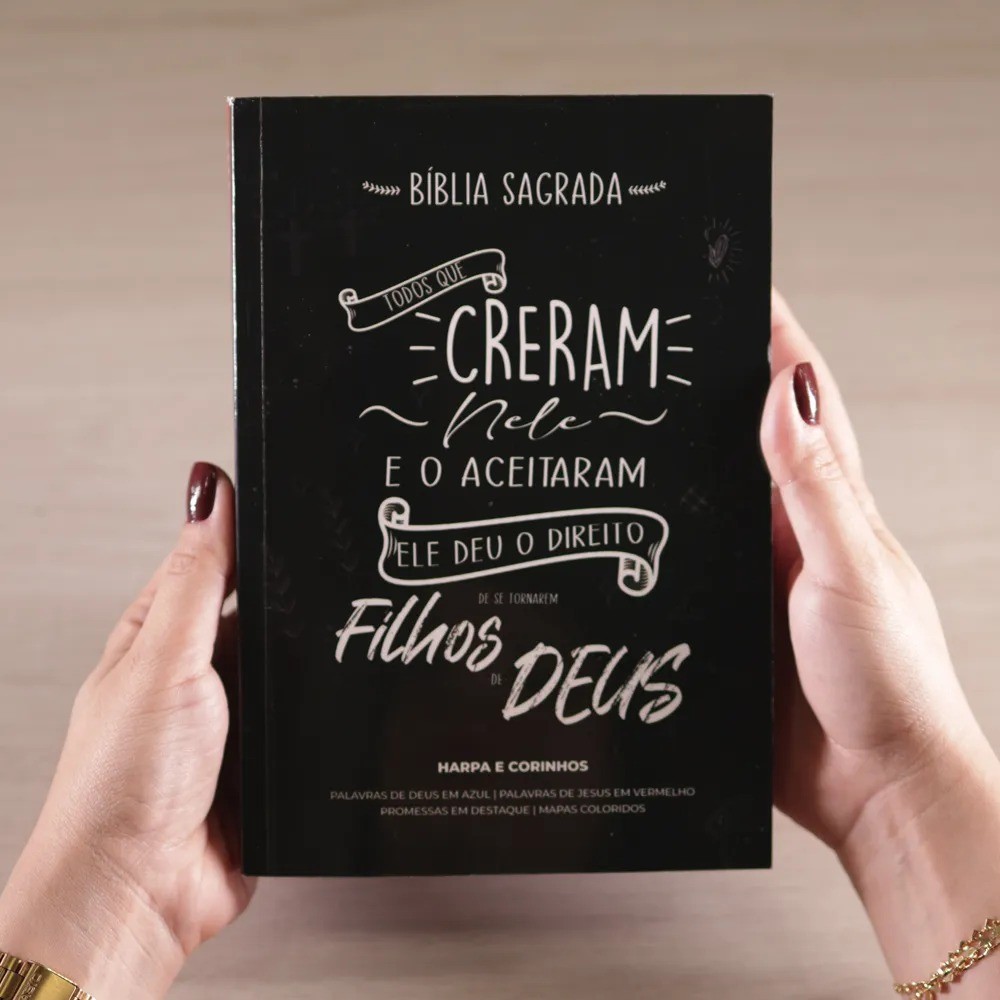Bíblia Sagrada Creram Nele Letra Maior | Arc | Harpa E Corinhos | Capa ...