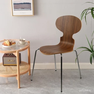 Cadeira Formiga Madeira na Black Friday 2025 | BuscaProdutos