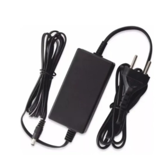 Fonte 12V 5A Bivolt- Preta 5 Amperes - Plug P4