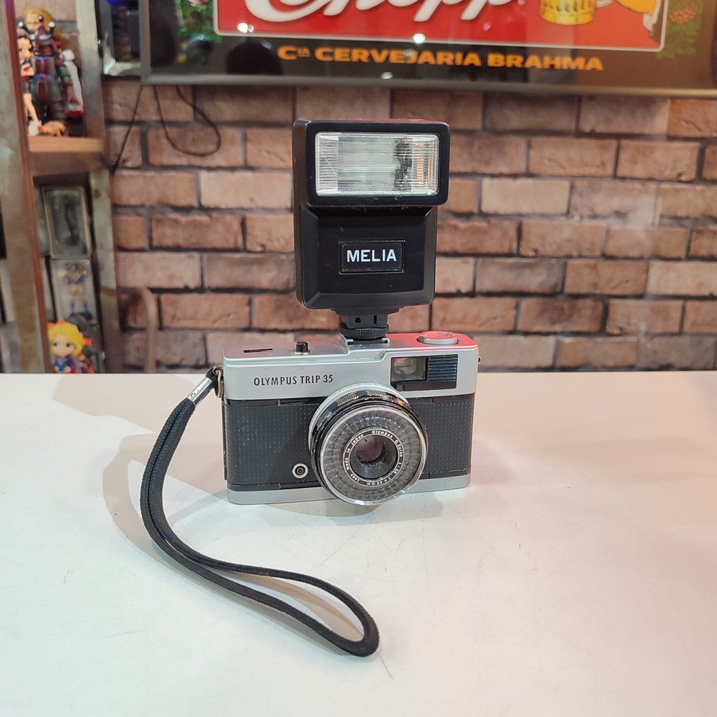 Reflex Olympus OM-101 35mm – Avec Flash T18, Autofocus Et Manuel