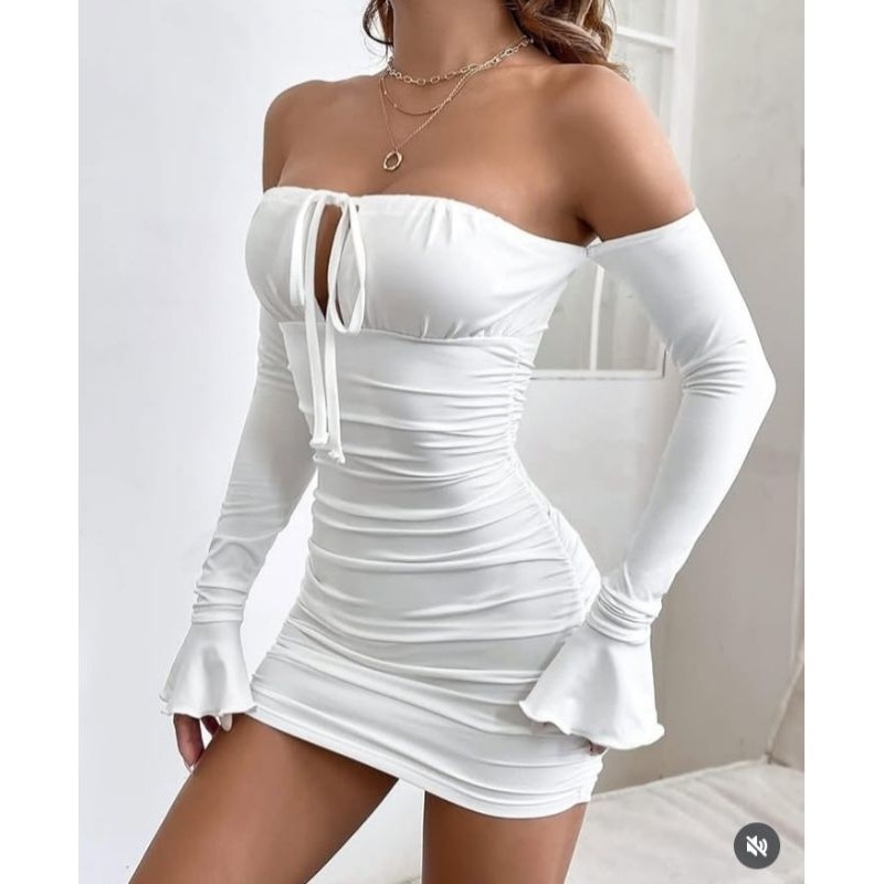 Vestido Paty Curto Colado Com Manga Moda Gringa Lançamento Tendência ...