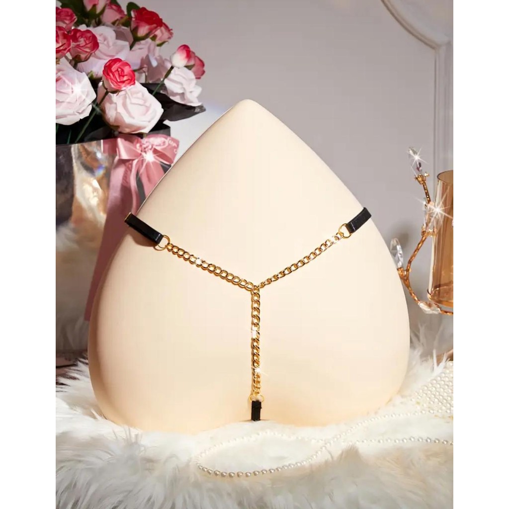 Calcinhas Adornada em Correntinhas douradas Traseira Luxuosidade Super fio Sexy