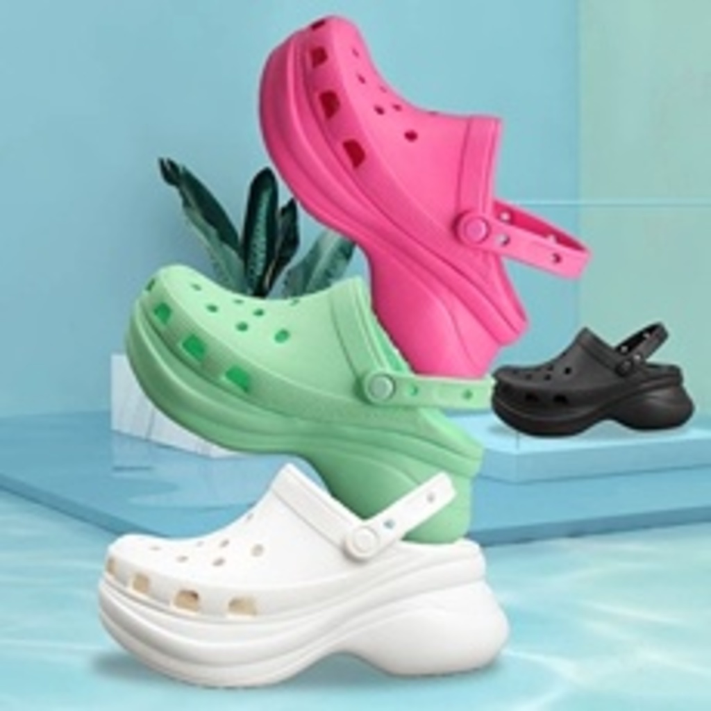 Crocs hot sale salto alto