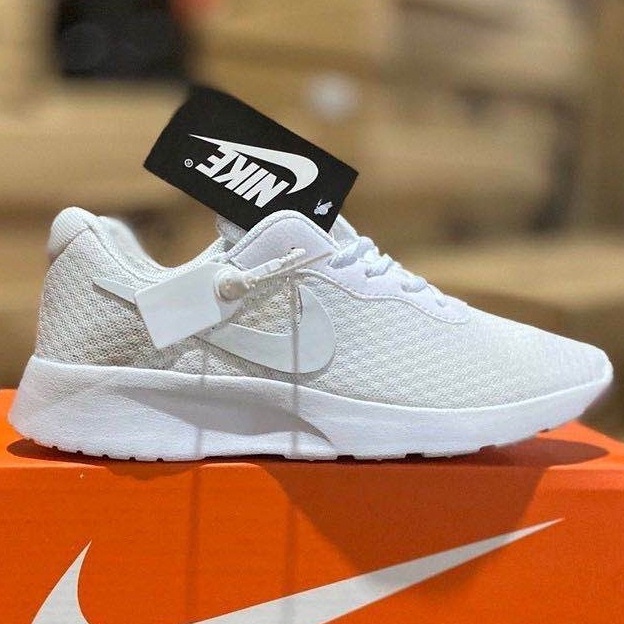 Tênis Novo Roshe Run 3 masculino e feminino novo Caminhada Academia Corrida Promoção Envio Imediato