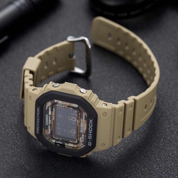 Relógio Japonês DW-5600 Camuflagem Do Deserto Esportivo Edição Limitada Marrom DW5610SUS digital À Prova D'água M769