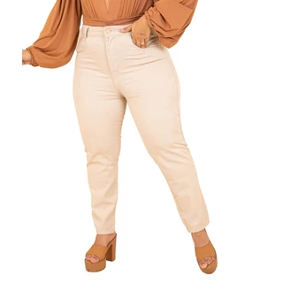 Calça Mom Jeans Plus Size Bege Cintura Alta Arrumada