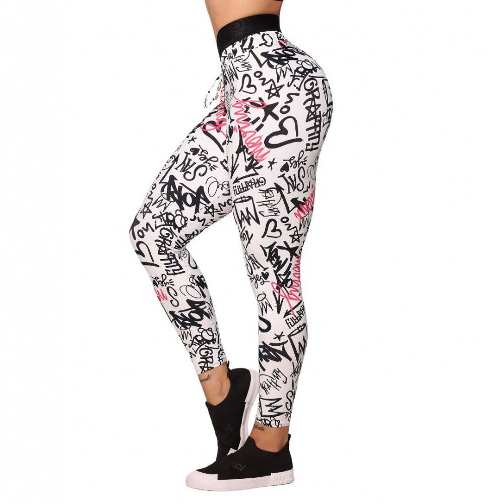 Calça Legging Preta Grafitagem