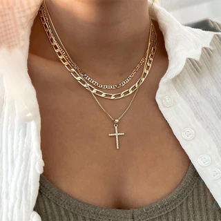 Colar Feminino Hip-Hop Cruzado Combinado Com Pingente De Cruz De Corrente Longa