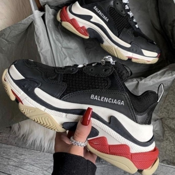 Tênis Balenciaga Triple S Feminino Masculino On fit Plataforma