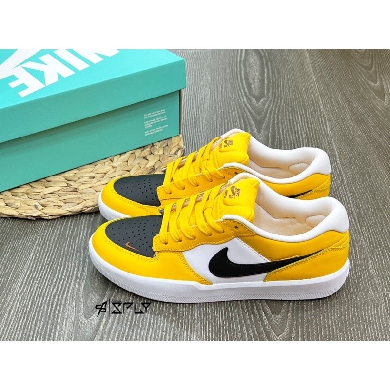 Nike sb cheap bruin low yellow