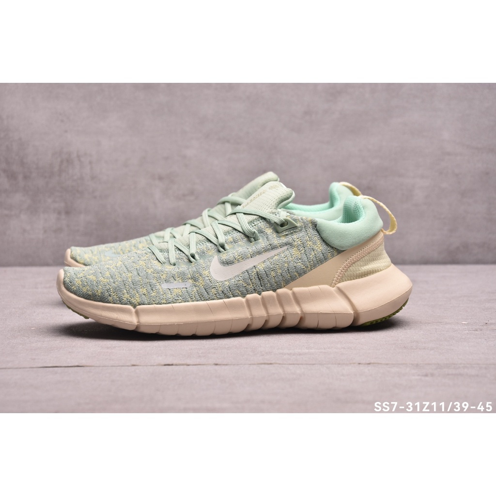 Nike free rn flyknit best sale guava ice