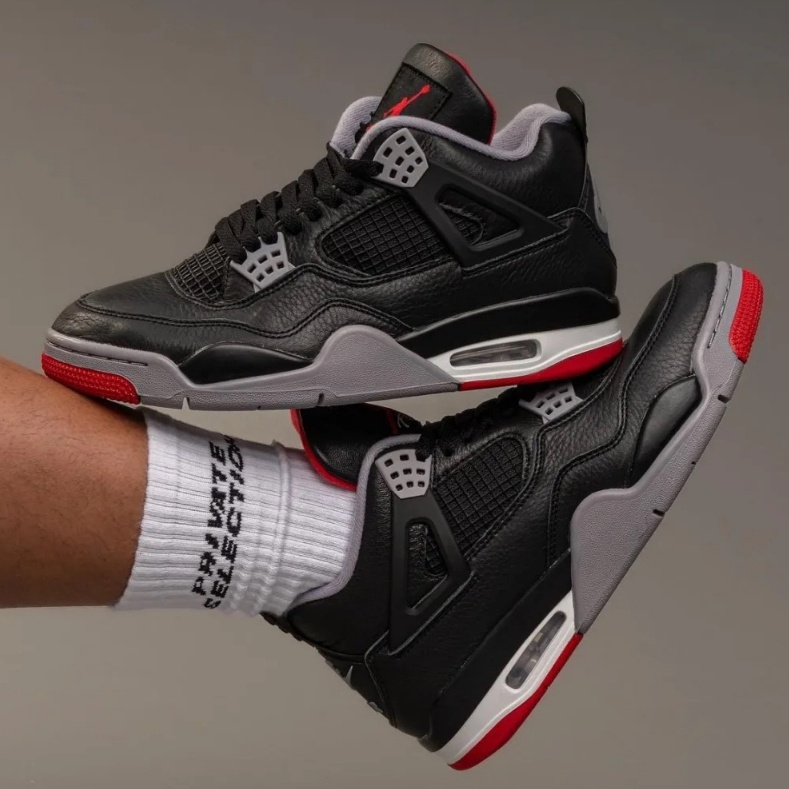 Tênis UA Sneakers Air Jordan 4 Bred Reimagined Basquetebol Para Homens
