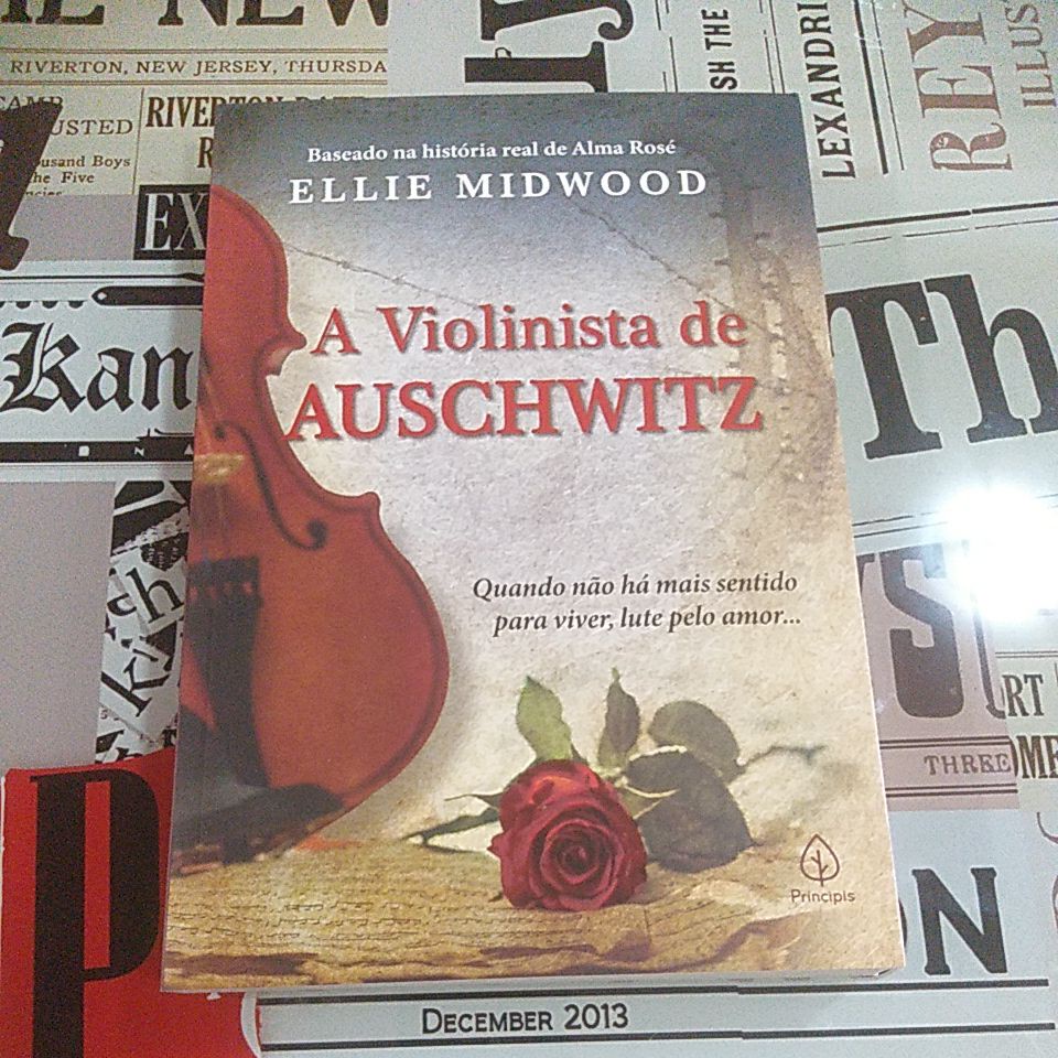 A Violinista de Auschwitz - Eliie Midwood | Shopee Brasil