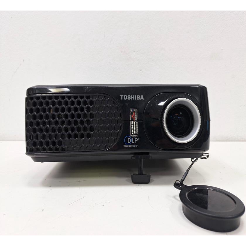 Projetor Toshiba Tdp Sp1 Ligando Com Defeito Ler Descricao Shopee Brasil