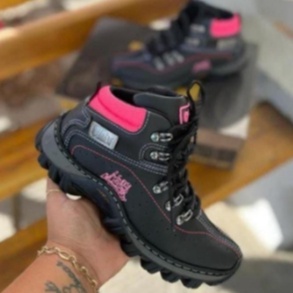 Bota Caterpillar de Couro Nobre com Palmilha em Gel - Calçados CiaCat