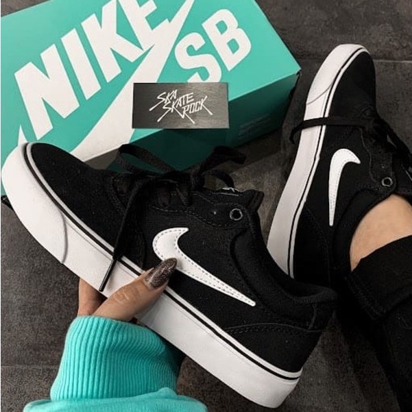 Janoski sales feminino preto