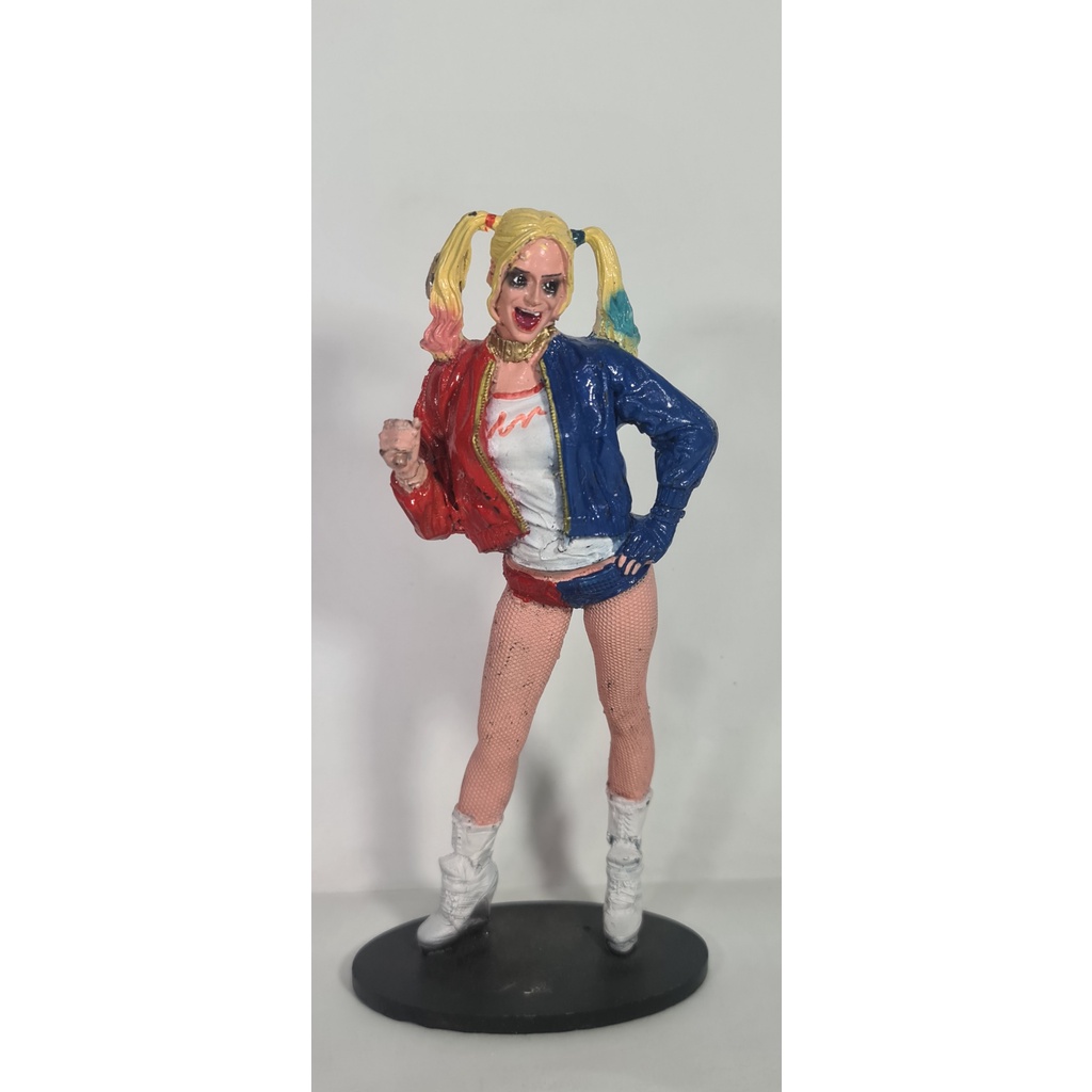 Miniatura Toyart Arlequina Harley Quinn DC , coleção Bob's - Taffy Shop -  Brechó de brinquedos