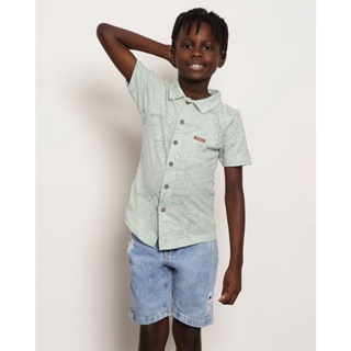 Camisa Infantil Manga Curta Estampada Folhagem Verde
