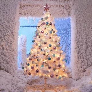 Arvore De Natal Pinheiro Canadense Branco Com 459 Galhos 2,10m