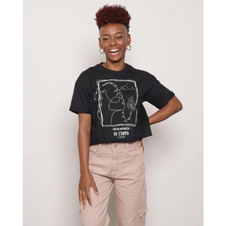Camiseta Feminina Manga Curta Estampa Rosto Preta