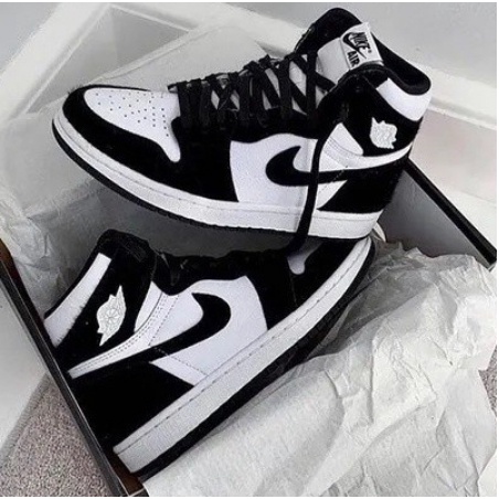 Bota Nike Air Jordan 1 Chicago Retro Preto/branco e Tricolor Premium