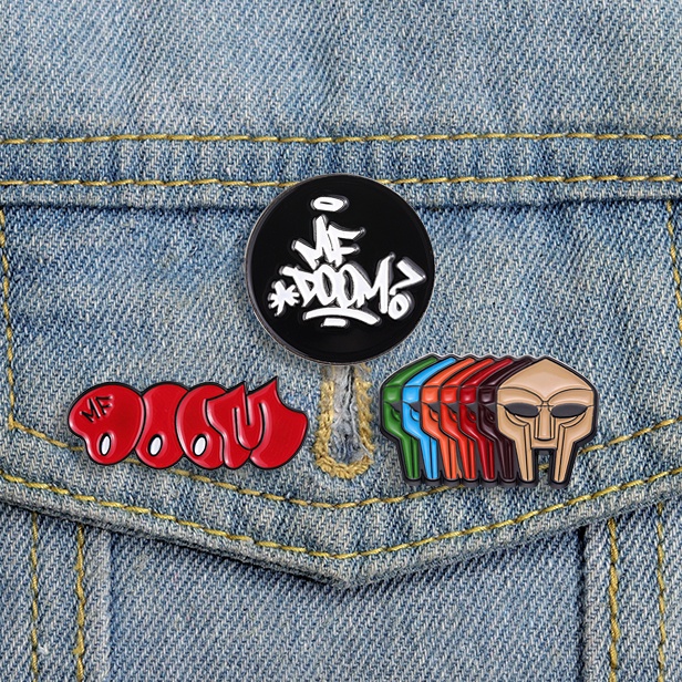 MF DOOM Broche De Metal Hip-hop Rock Punk Music Rapper Pin Máscara Colorida Acessórios De Vestuário Jóias Presente