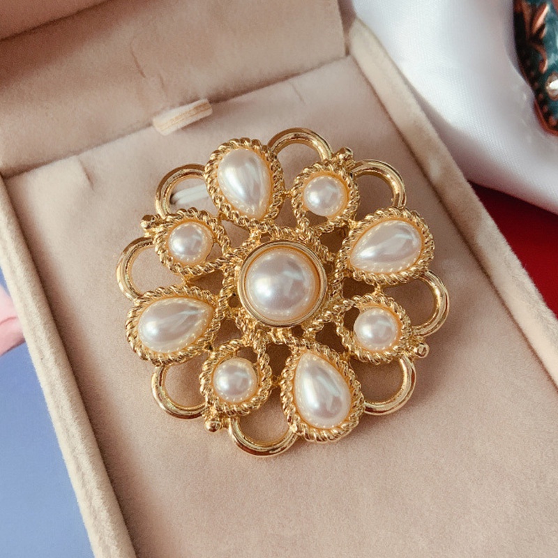Vintage Antique Style Design Gem Brooch Homens Mulheres Acessórios