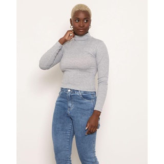 Blusa Feminina Malha Canelada Gola Alta Cinza