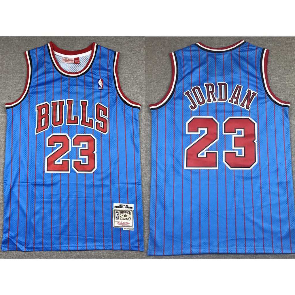 Camiseta Chicago Bulls Outerstuff - Tamanho Infantil 4-18
