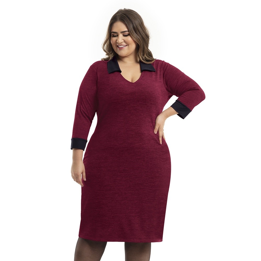 Vestido decote em U mangas longas contrastantes perfeito para o frio