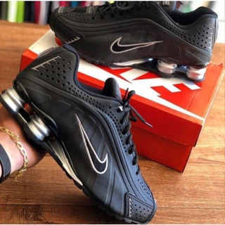 Nike shox store r4 marroni