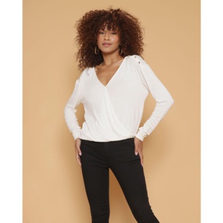 Blusa Feminina Transpasse Frontal e Botões Off White
