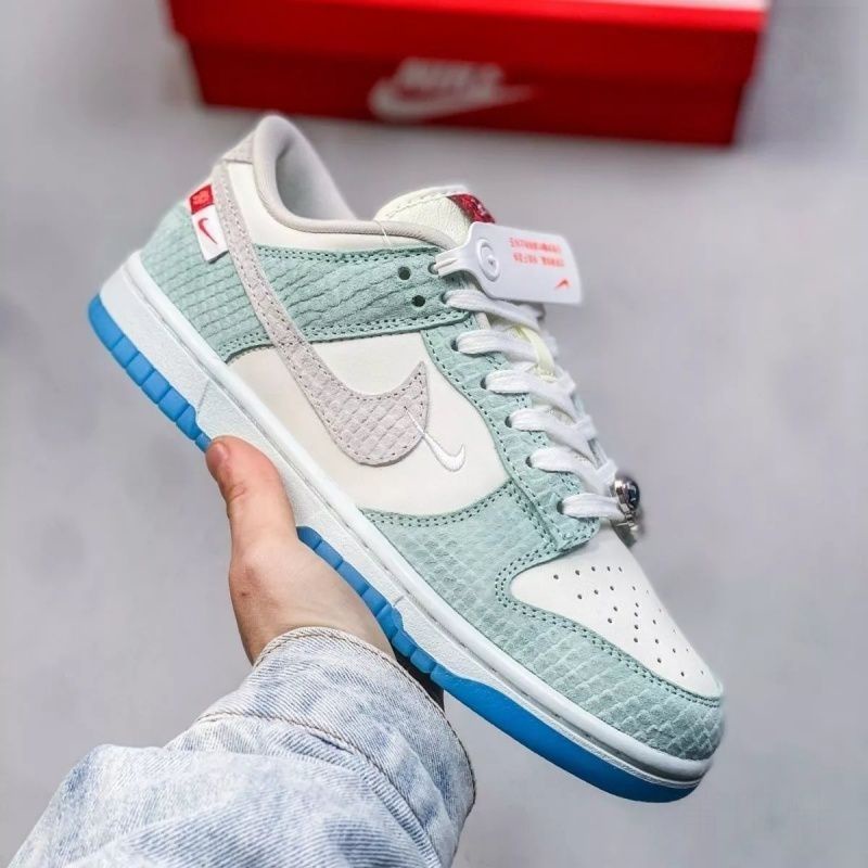 Ano do Dragão Novo Estilo Homens Homens Mulheres Tênis esportivos casuais Retro Low-Top