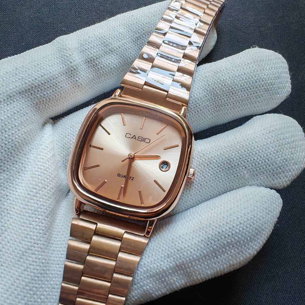 Para Homem/Mulher 138 Relógio Vintage Inoxidável À Prova D'água A138 Golden Watch