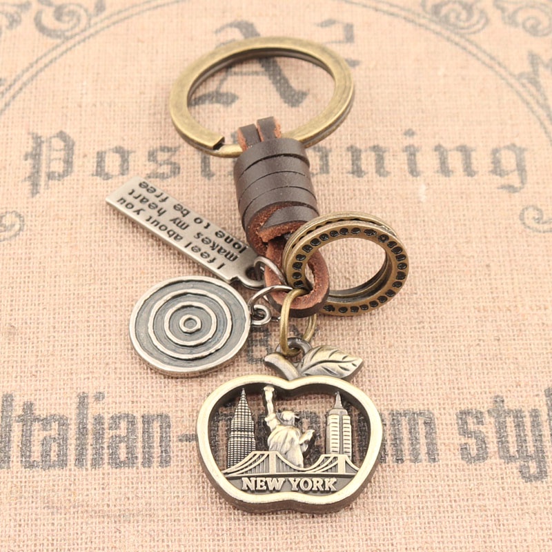 Chaveiro Turístico Souvenir Keychain New York Manhattan Forma de Maçã ...
