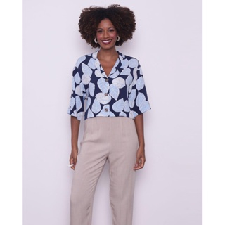 Camisa Feminina Manga Curta Cropped Viscose Floral Azul