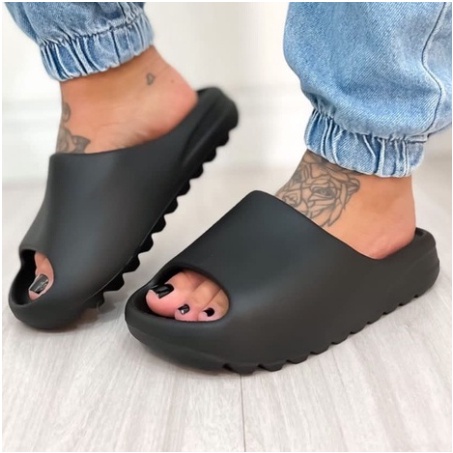 Chinelo Feminino Masculino Slide Nuvem Yezzy Maverick Confortável Promoção