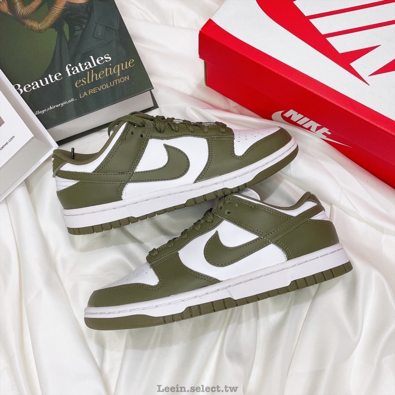 Nike [Nikee W Dunk Low Medium Olive Green White-Women's Top DD1503-120